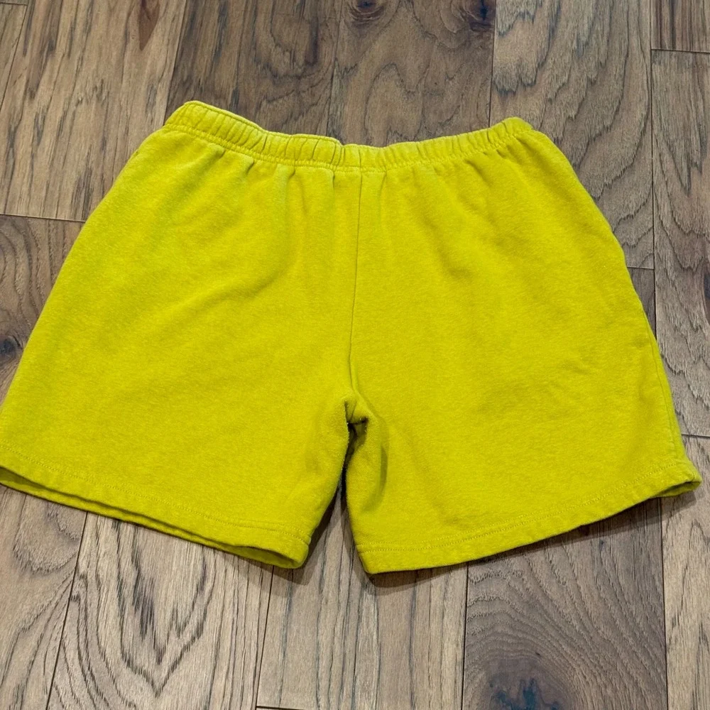 The North Face Mens Yellow Fleece Box Logo Shorts Never Stop Medium